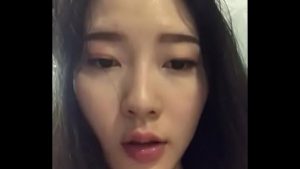 Em Anna Nghệ An bị bắt gặp đang thủ dâm