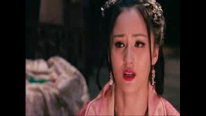 Cưỡng hiếp vợ của quan lại