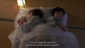 Vạch vú chị dâu ra mút