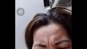 Chị máy bay thèm địt