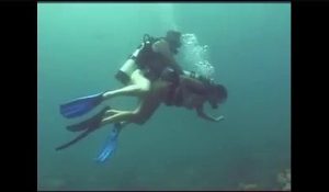 Chịch nhau dưới biển tăng độ kích thích
