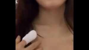 Gái dâm mở live cởi đồ dần