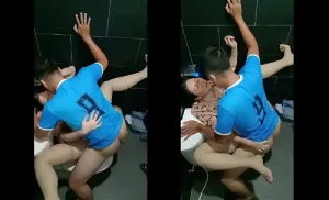 Lộ clip quan hệ trong wc cực dâm