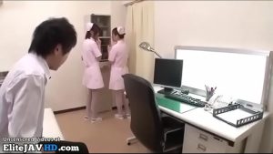 Chịch em gái y tá dâm dục