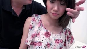 Gạ chịch con em dâm sung sướng