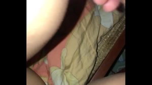 anh chồng địt chị vợ xuất tinh trong tràn ra ngoài